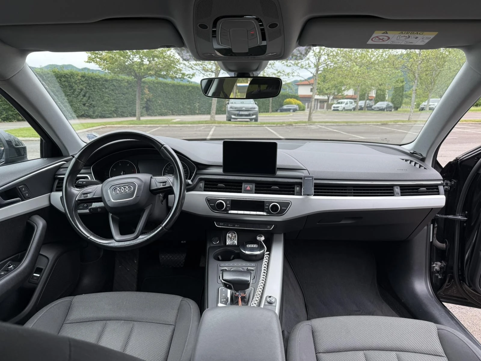 Audi A4, снимка 8 - Автомобили и джипове - 54659843