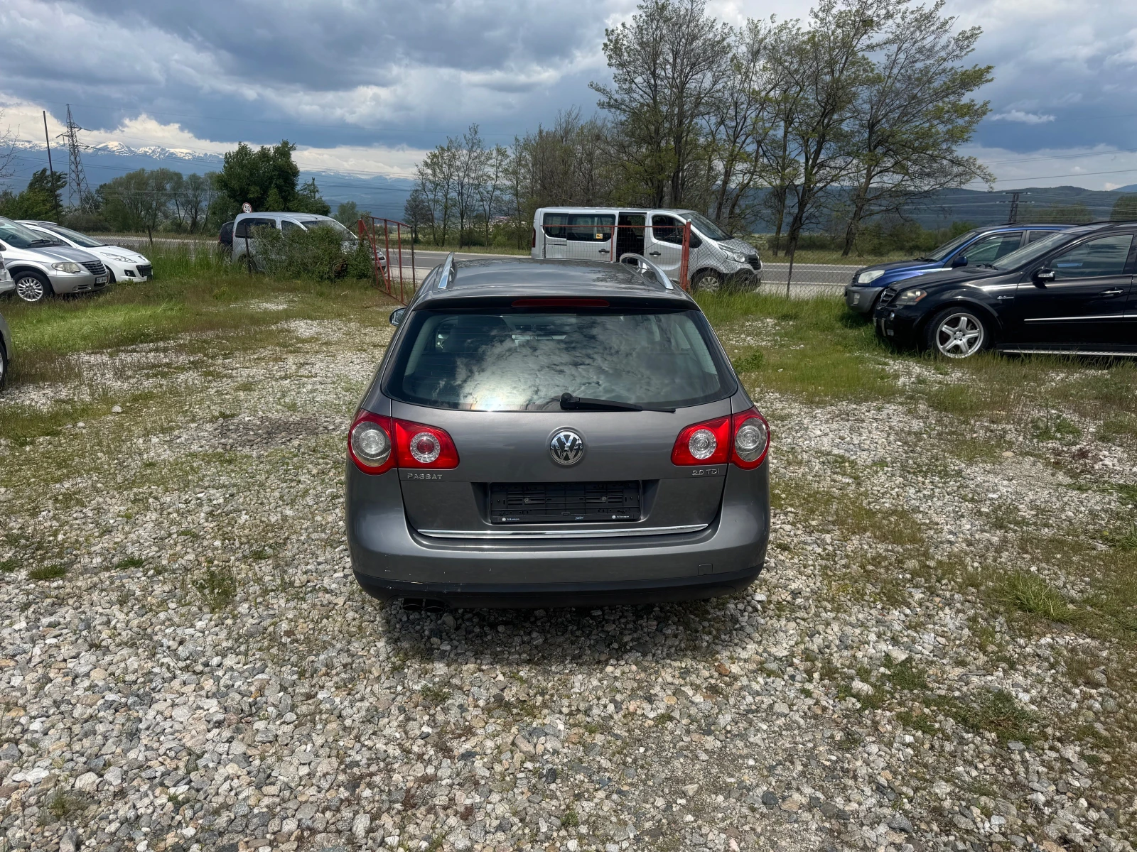 VW Passat, снимка 6 - Автомобили и джипове - 55014493