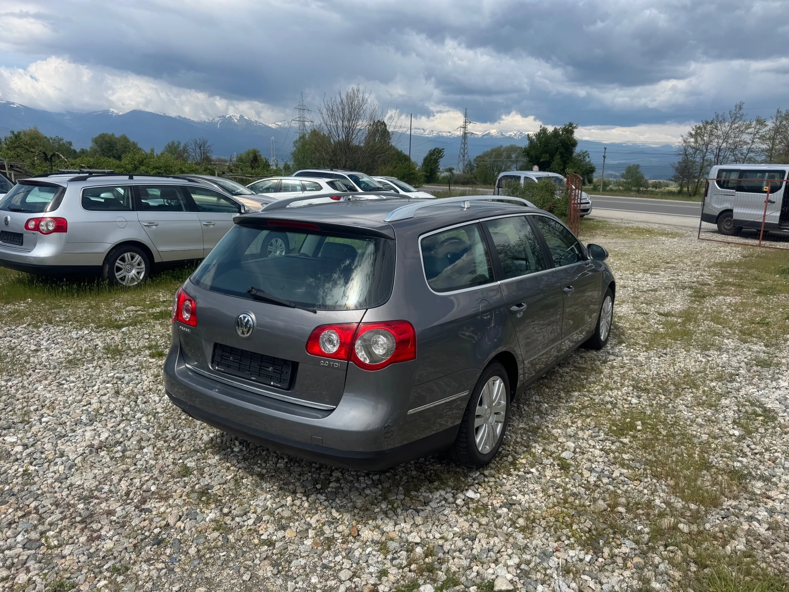VW Passat, снимка 4 - Автомобили и джипове - 55014493