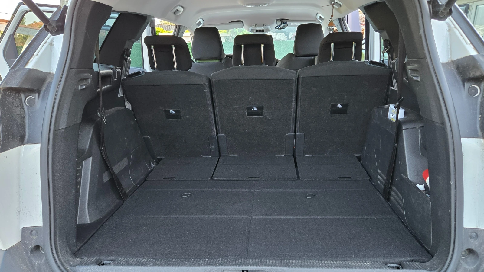 Peugeot 5008 7места, автоматик, нави, 360 камера, снимка 9 - Автомобили и джипове - 55260102