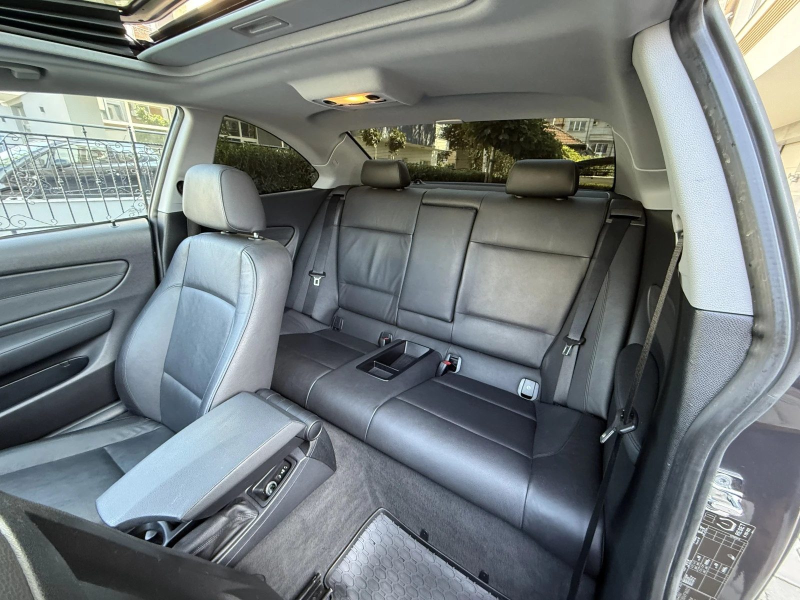 BMW 123 SPORT-2.0BiTurbo-AVTOMAT-ШВЕЙЦАРИЯ-FULL-FULL, снимка 15 - Автомобили и джипове - 55380707