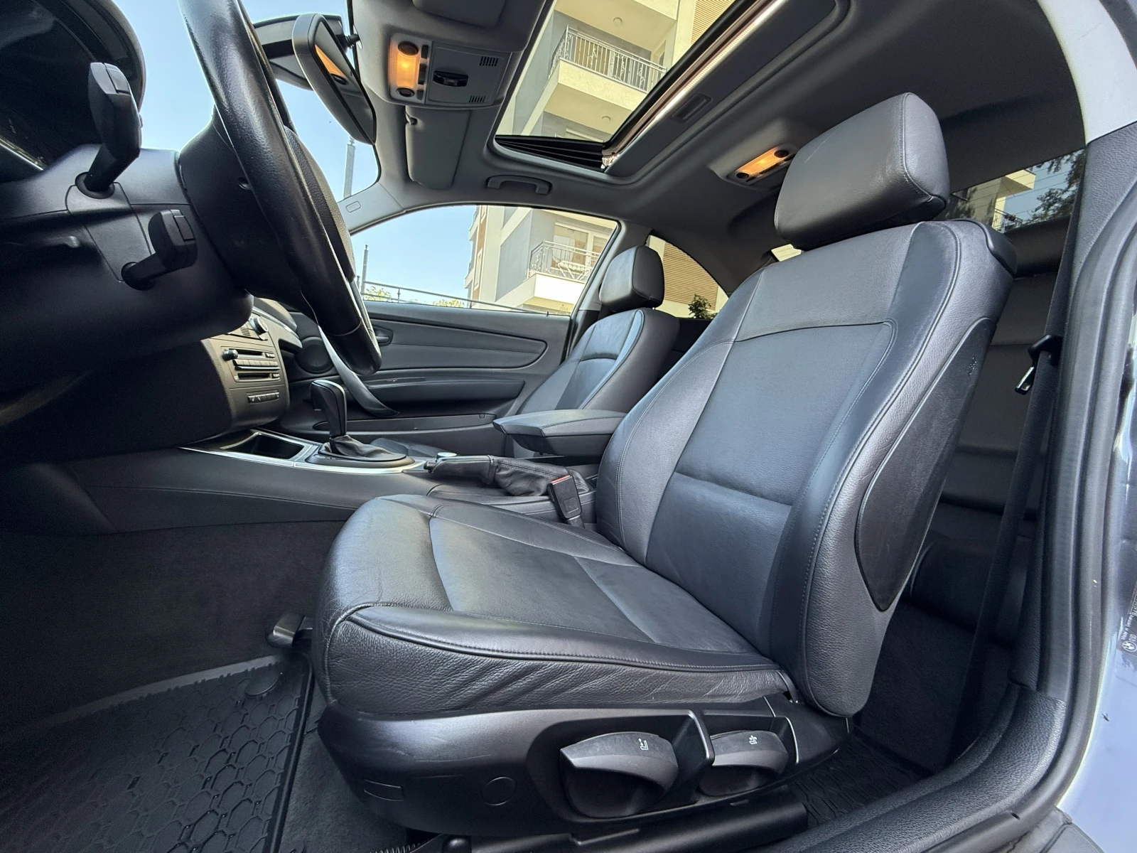 BMW 123 SPORT-2.0BiTurbo-AVTOMAT-ШВЕЙЦАРИЯ-FULL-FULL, снимка 13 - Автомобили и джипове - 55380707