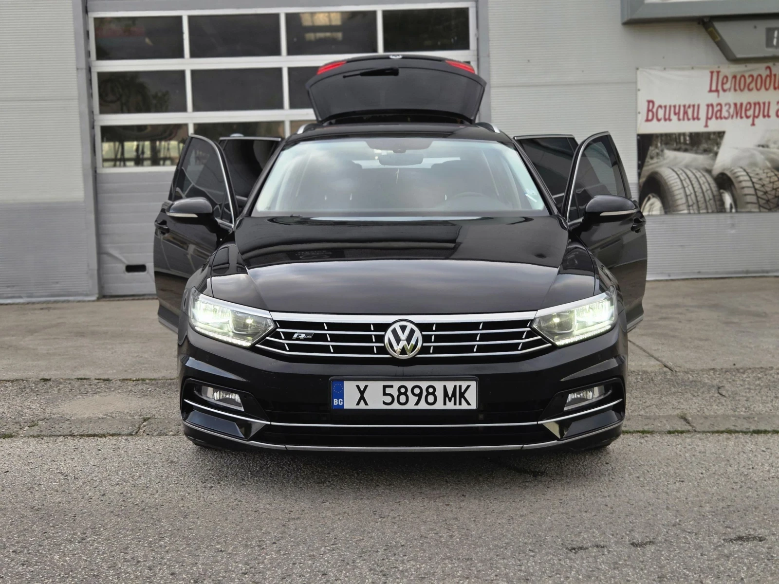 VW Passat 2.0TDI R-LINE, снимка 2 - Автомобили и джипове - 55401069