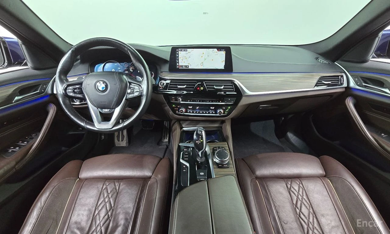 BMW 530 i xDrive M SPORT* DISTRONIC* 360* ХЕДЪП* ОБДУХВАНЕ, снимка 7 - Автомобили и джипове - 55528416