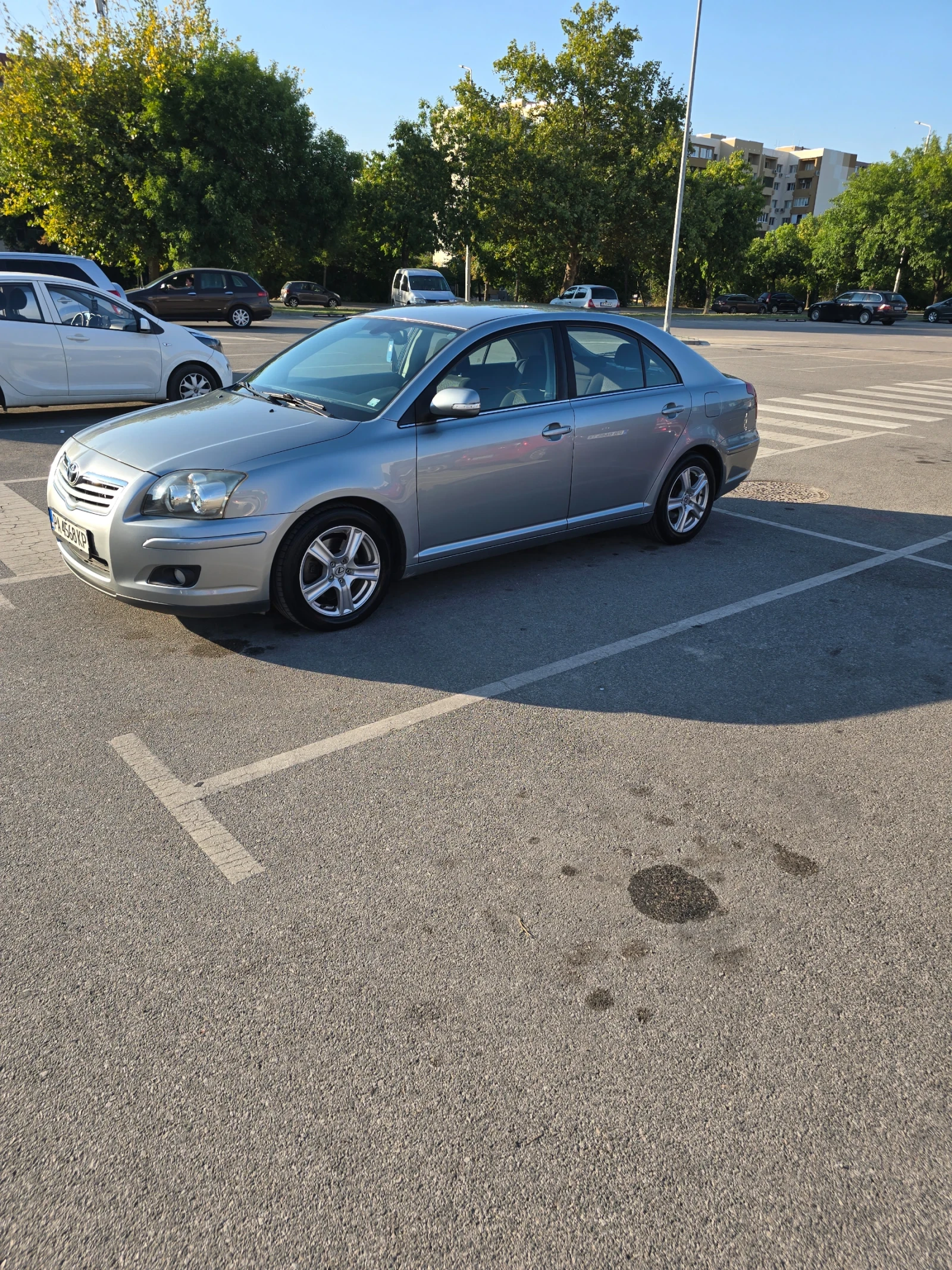 Toyota Avensis 2, 0 D4D, снимка 13 - Автомобили и джипове - 55631558