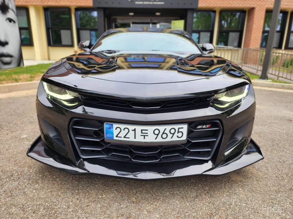 Chevrolet Camaro 6.2 SS* ZL1 PACK* BOSE* HEAD-UP* ПОДГРЕВ* ОБДУХ* , снимка 2 - Автомобили и джипове - 55684819