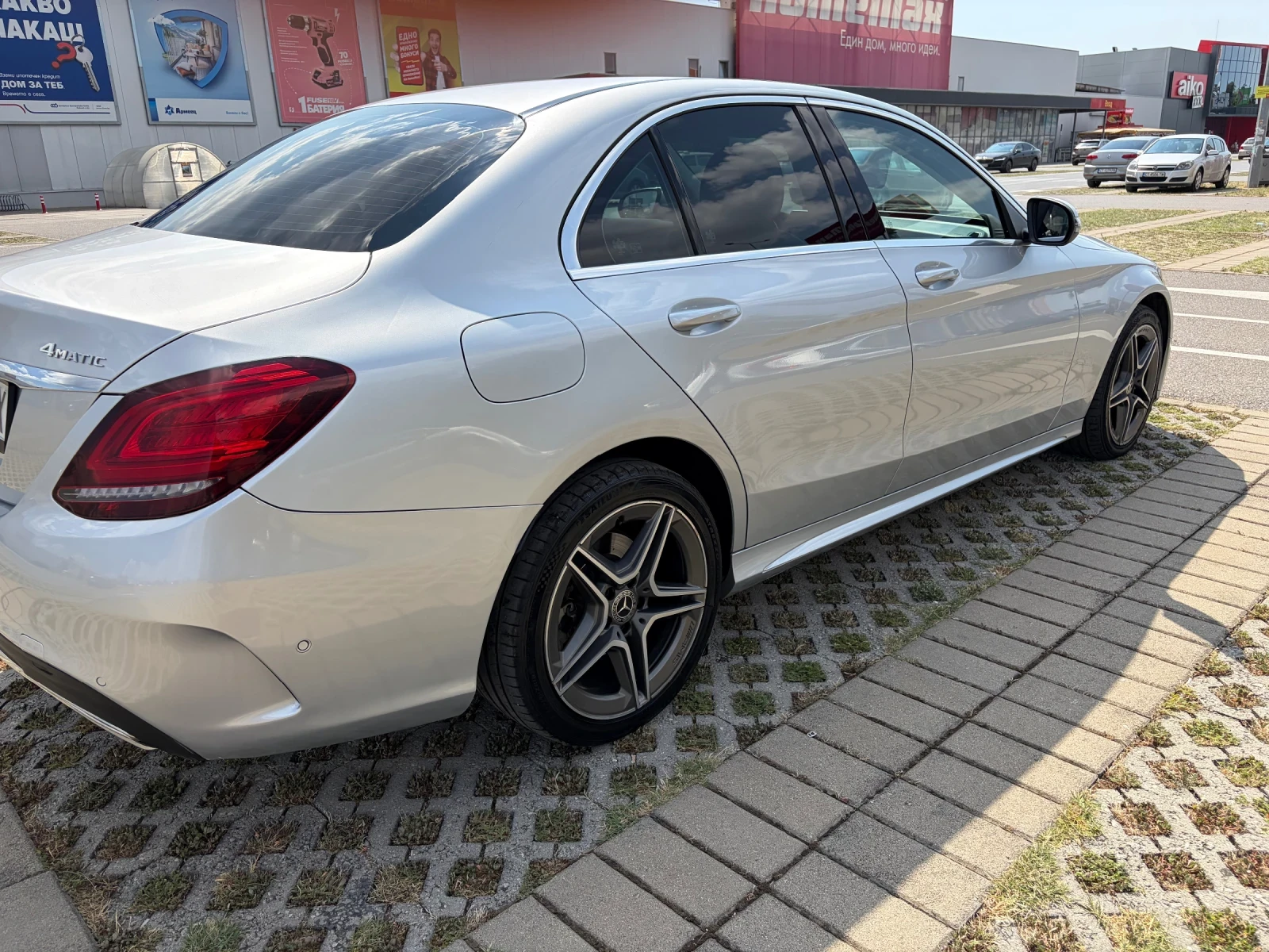 Mercedes-Benz C 220 AMG , снимка 4 - Автомобили и джипове - 55799567