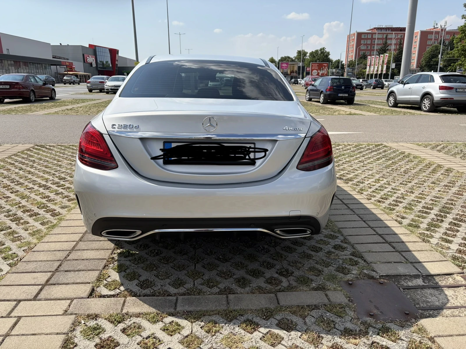 Mercedes-Benz C 220 AMG , снимка 3 - Автомобили и джипове - 55799567