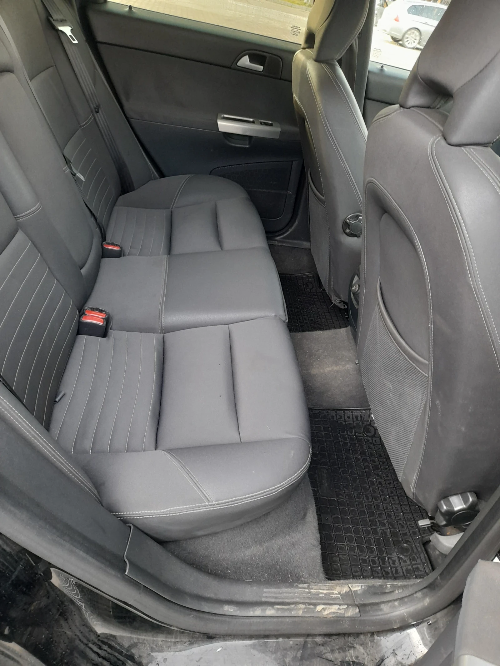 Volvo V50, снимка 10 - Автомобили и джипове - 55837330