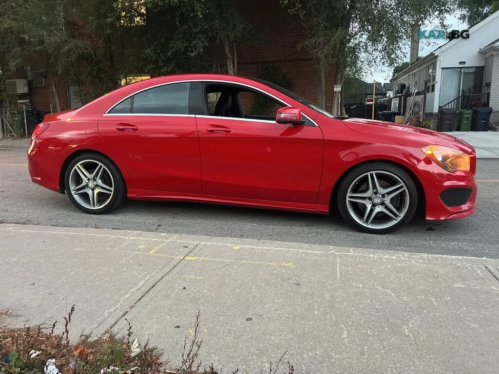 Mercedes-Benz CLA * AMG Line * PANORAMA *  AвтоКредит * (ЦЕНА ДО БГ), снимка 4 - Автомобили и джипове - 55847433