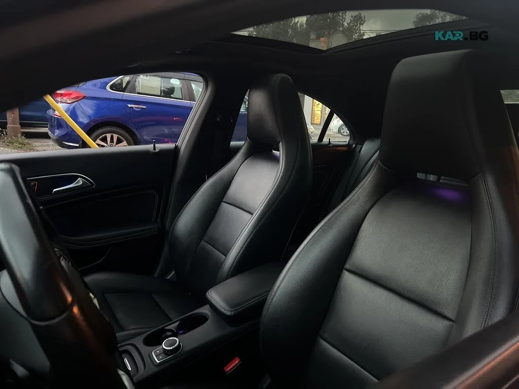 Mercedes-Benz CLA * AMG Line * PANORAMA *  AвтоКредит * (ЦЕНА ДО БГ), снимка 12 - Автомобили и джипове - 55847433