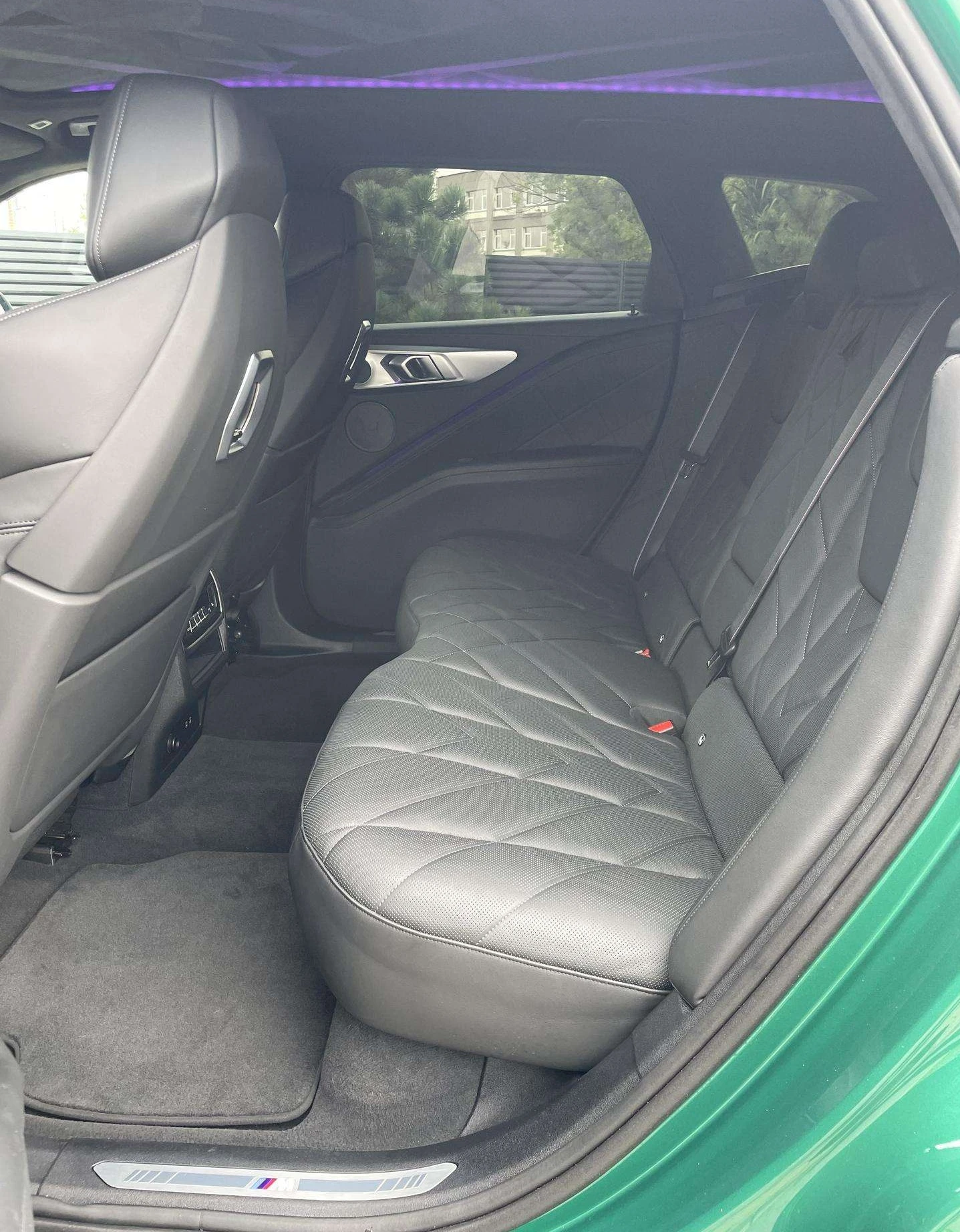 BMW XM 4.4 V8 xDrive PHEV Maxton Design Package, снимка 8 - Автомобили и джипове - 56288375