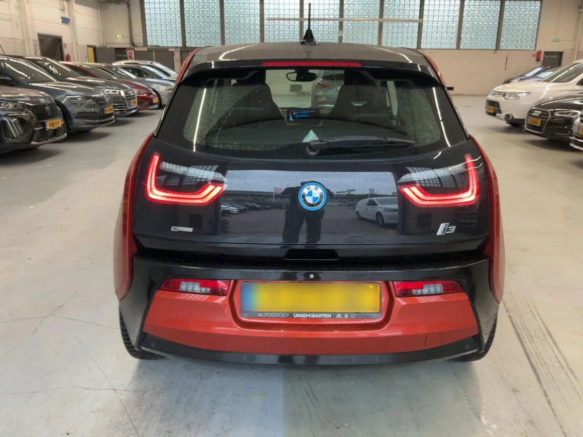 BMW i3 REX* PANO* HARMAN* DISTRON* FULL, снимка 5 - Автомобили и джипове - 56576236
