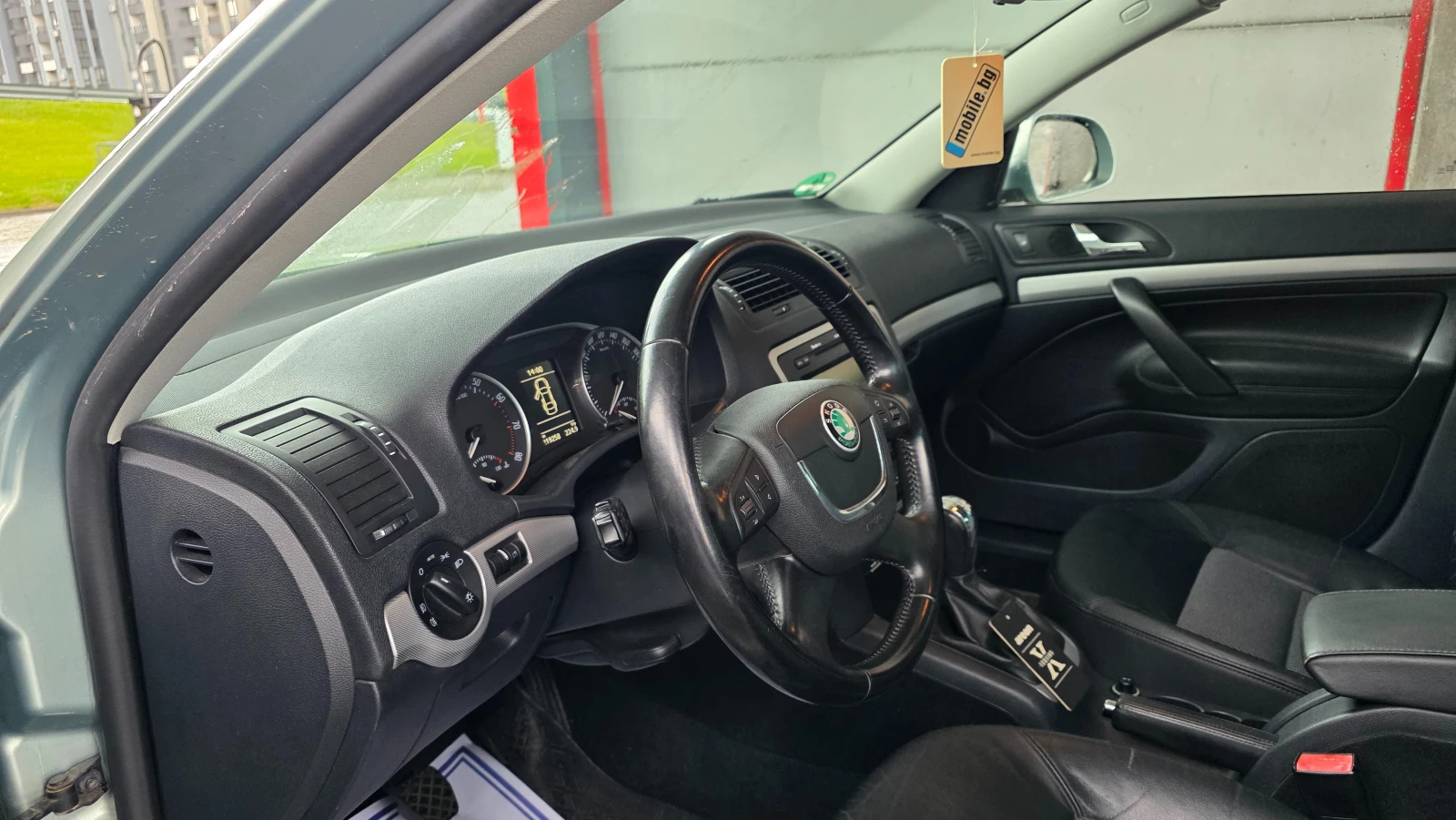 Skoda Octavia БЕЗУПРЕЧНА, снимка 7 - Автомобили и джипове - 56639292