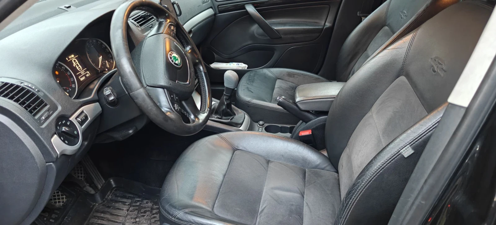 Skoda Octavia, снимка 5 - Автомобили и джипове - 56684482