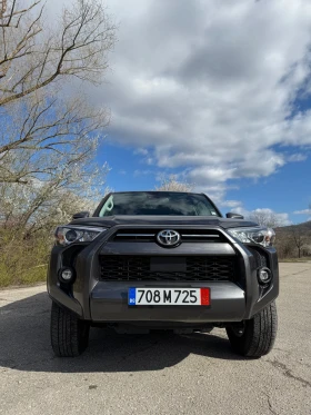 Toyota 4runner SR5 Premium 7 места, снимка 2