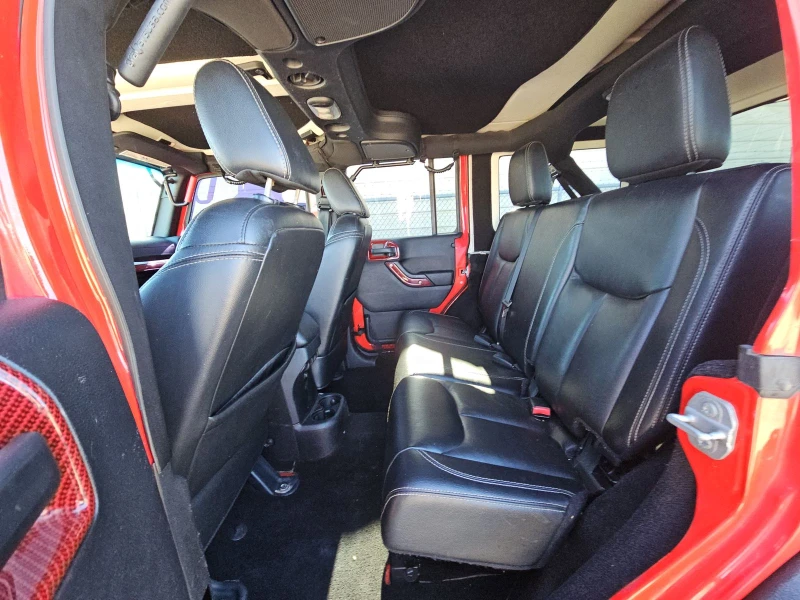 Jeep Wrangler Unlimited Rubicon, снимка 12 - Автомобили и джипове - 52336130