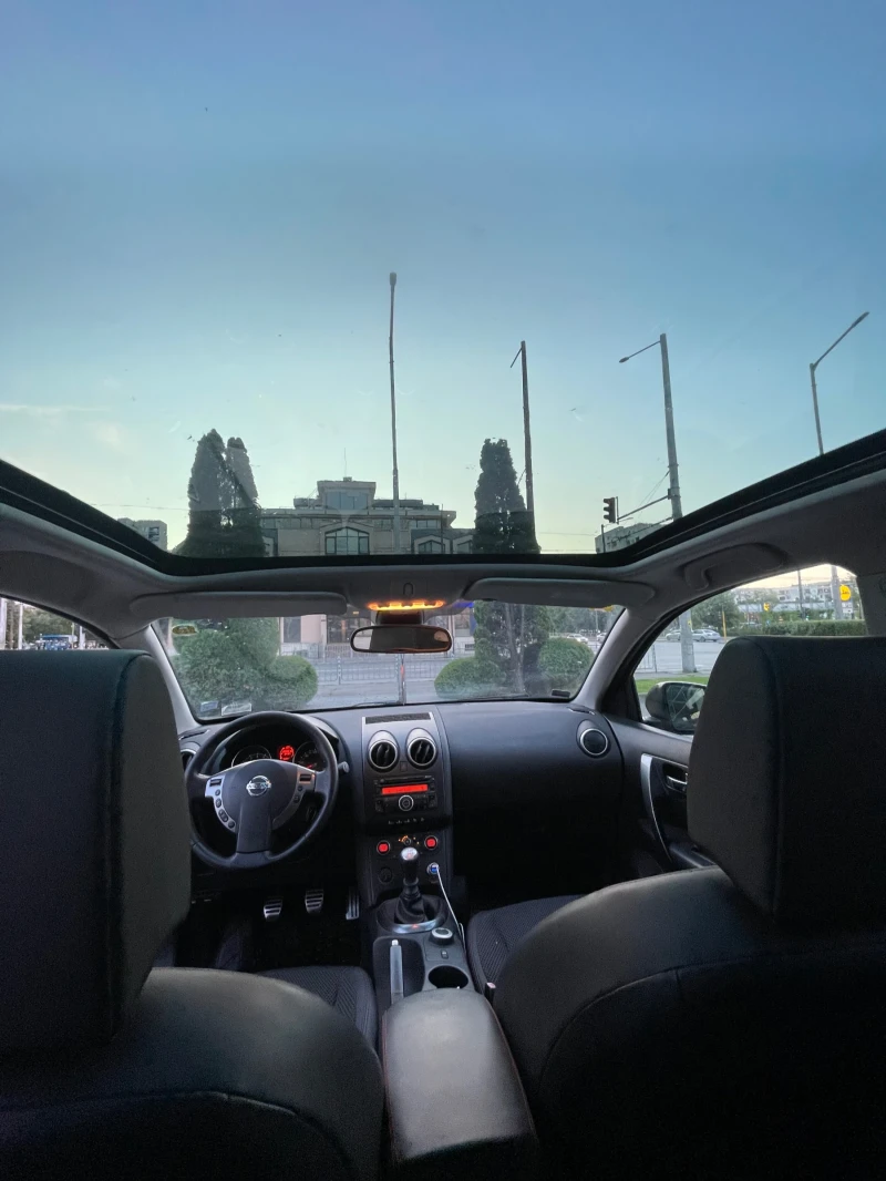 Nissan Qashqai 2.0 4х4 Панорама, снимка 8 - Автомобили и джипове - 52486482