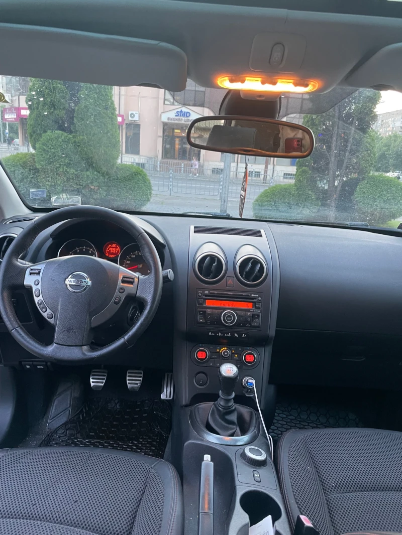 Nissan Qashqai 2.0 4х4 Панорама, снимка 12 - Автомобили и джипове - 52486482