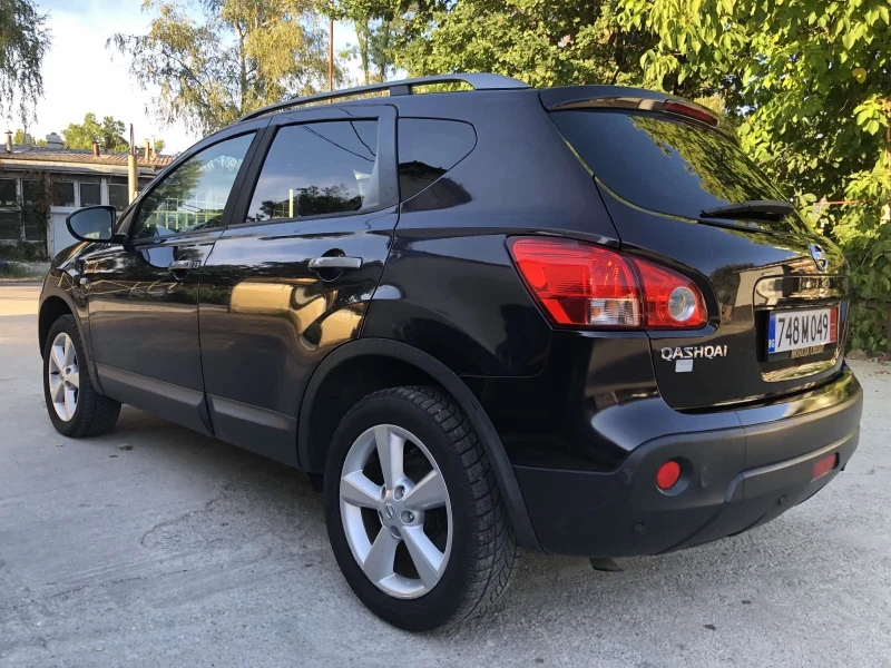 Nissan Qashqai 2.0 4х4 Панорама, снимка 4 - Автомобили и джипове - 52486482