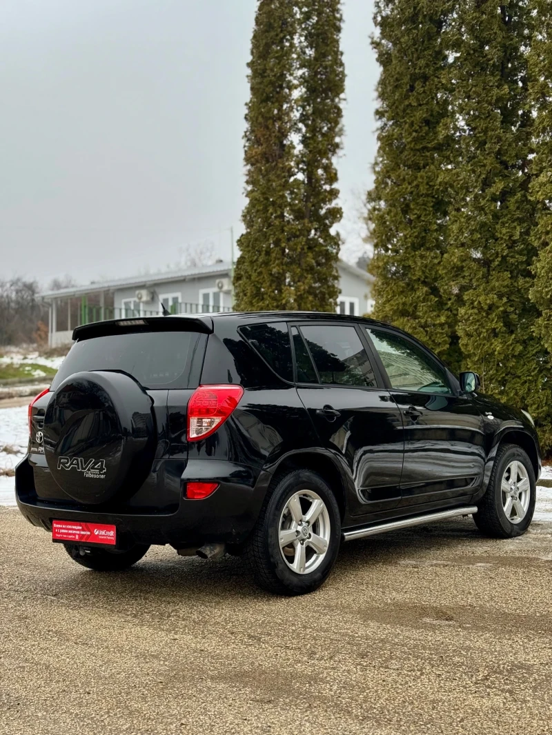 Toyota Rav4 2, 2 D4D 136k.c., снимка 6 - Автомобили и джипове - 53253502