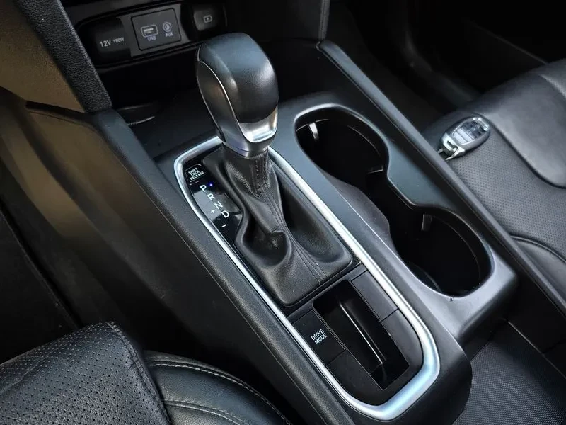 Hyundai Santa fe 2.0 2WD - САМО 30% АВАНС, снимка 9 - Автомобили и джипове - 56306655