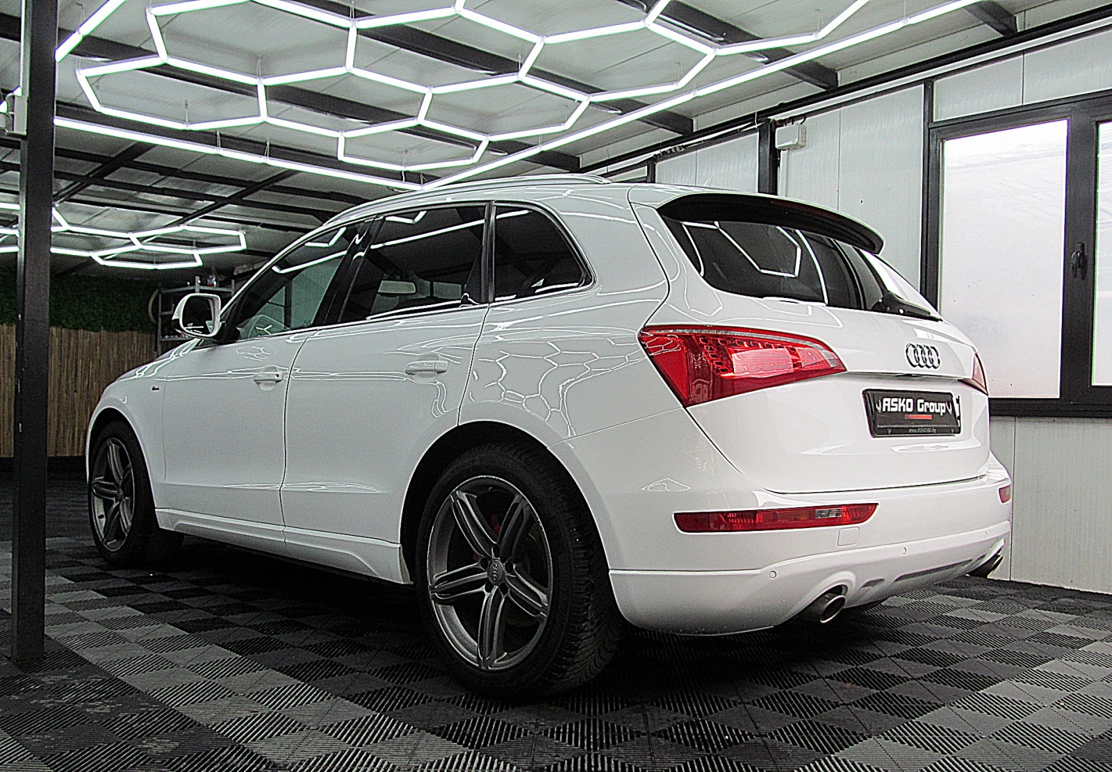 Audi Q5 S-LINE/F1/LED/NAVI/ TOP!!!СОБСТВЕН ЛИЗИНГ - изображение 4