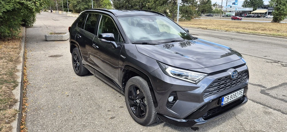 Toyota Rav4 HYBRID* 4X4 * AWD-i* E-CVT* STYLE* KEYLESS-GO*  - изображение 4