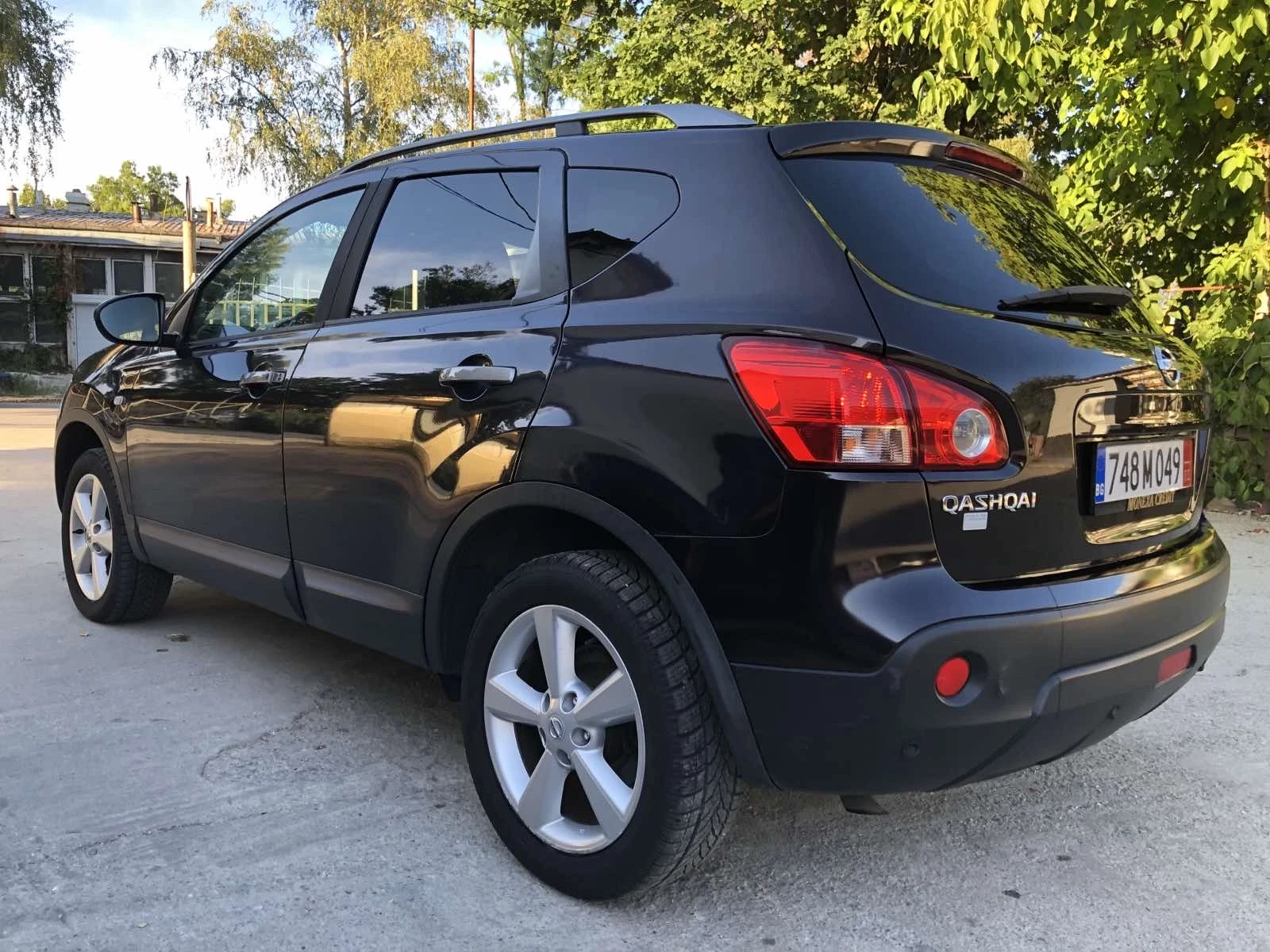 Nissan Qashqai 2.0 4х4 Панорама - изображение 4