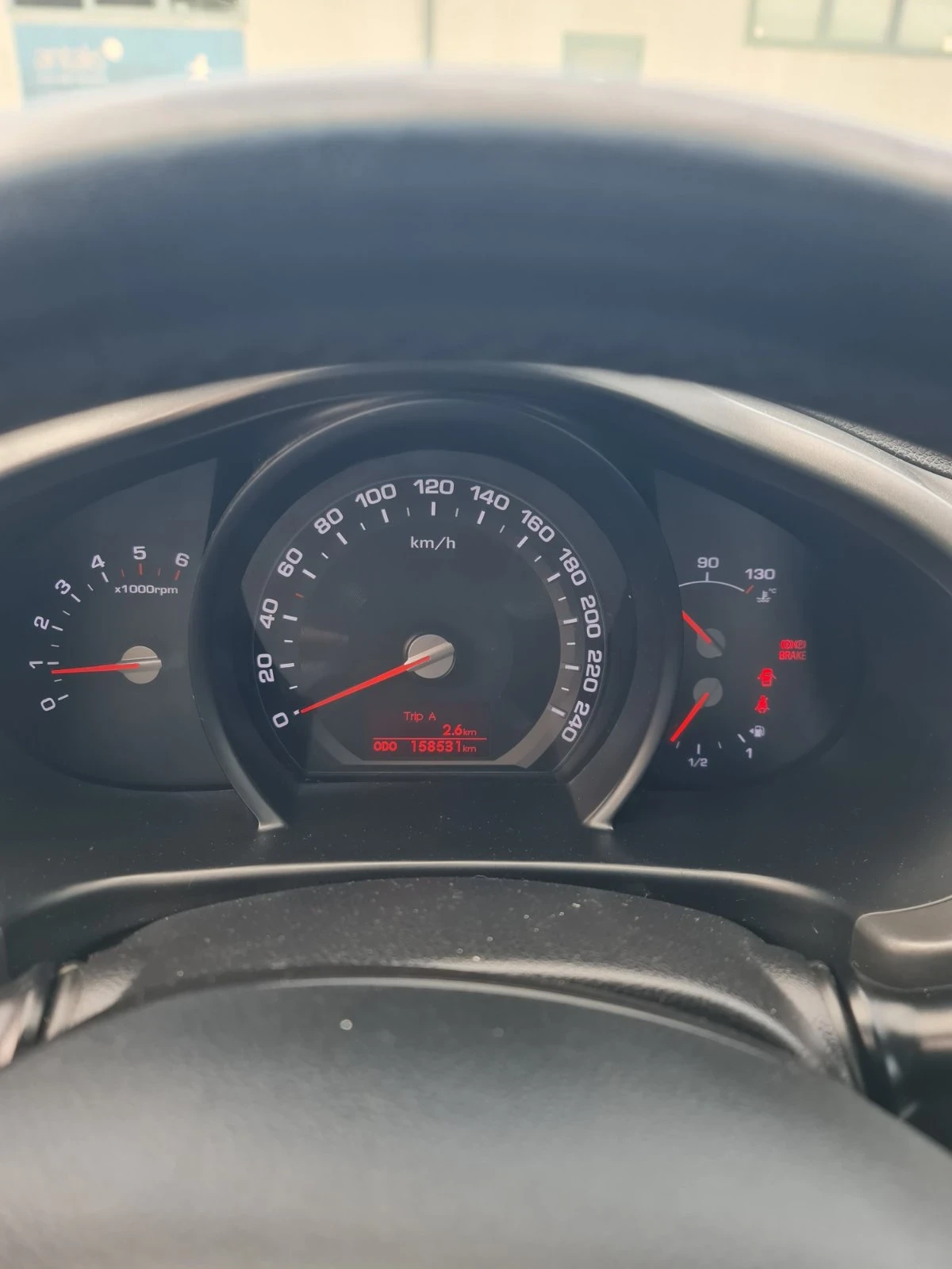 Kia Sportage 1.7, снимка 6 - Автомобили и джипове - 54585394