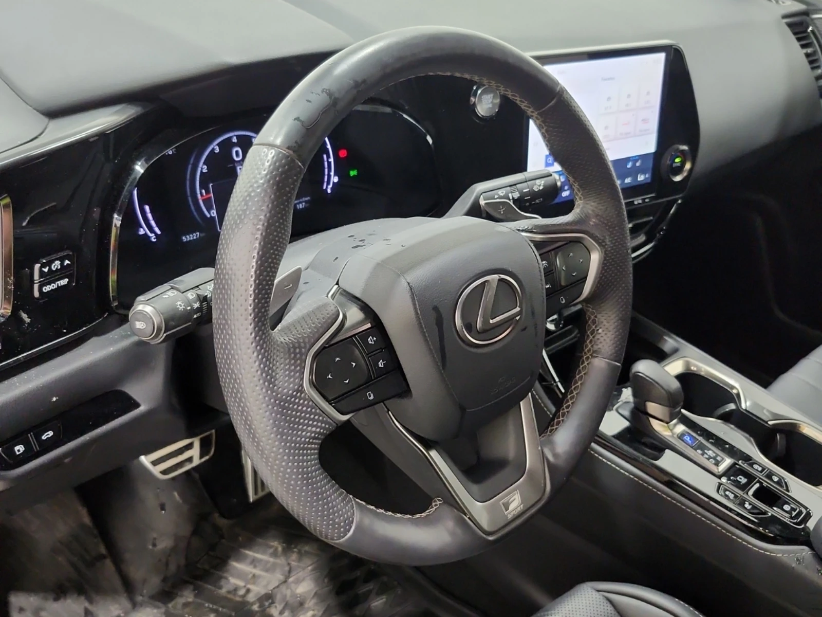 Lexus NX 350, снимка 12 - Автомобили и джипове - 54757028