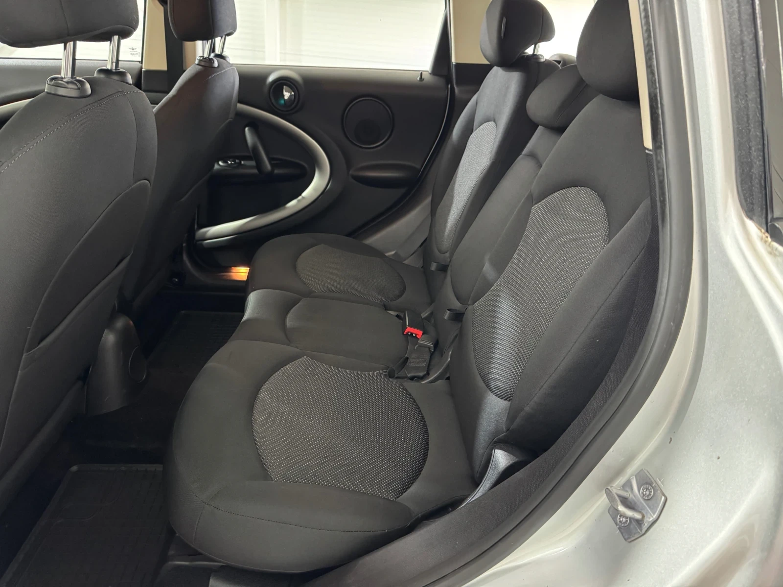 Mini Countryman 1.6 D 112 h.p., снимка 15 - Автомобили и джипове - 54862897