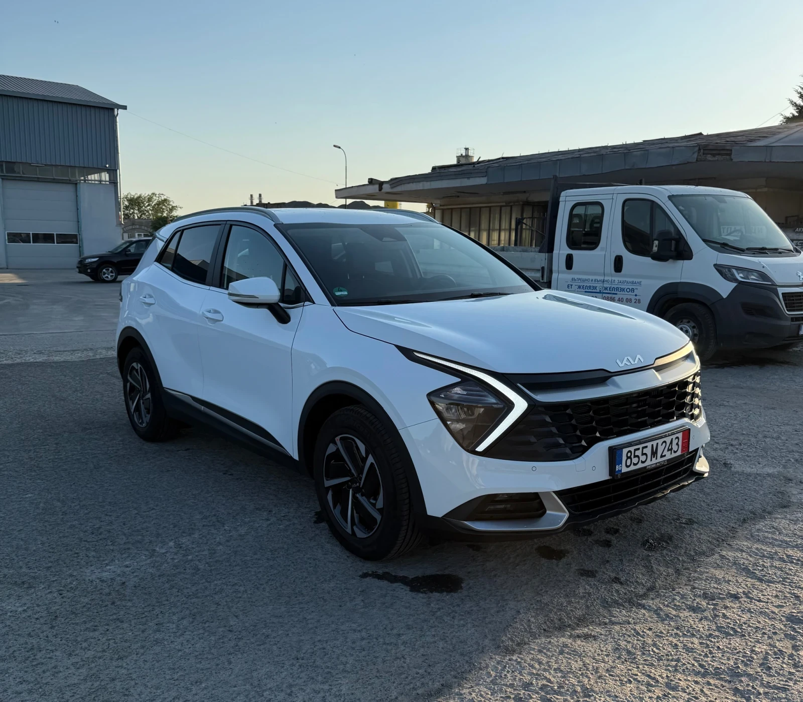 Kia Sportage 1, 6 Mild Hybrid petrol, снимка 3 - Автомобили и джипове - 55093607