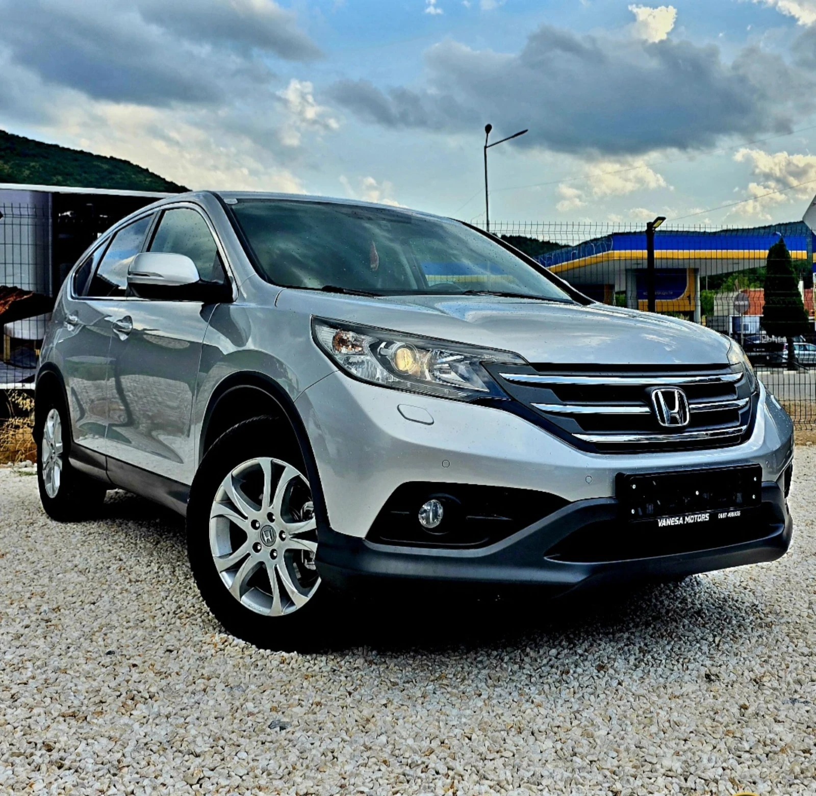 Honda Cr-v С-История Навигация Камера Подгрев 4х4 , снимка 3 - Автомобили и джипове - 55158004