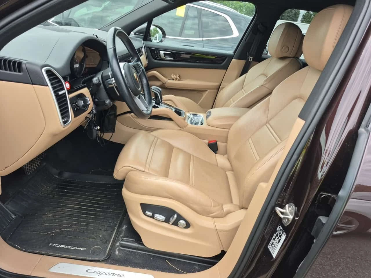 Porsche Cayenne * CARFAX * АВТОКРЕДИТ БЕЗ ПЪРВОНАЧАЛНА ВНОСКА * , снимка 7 - Автомобили и джипове - 55190579