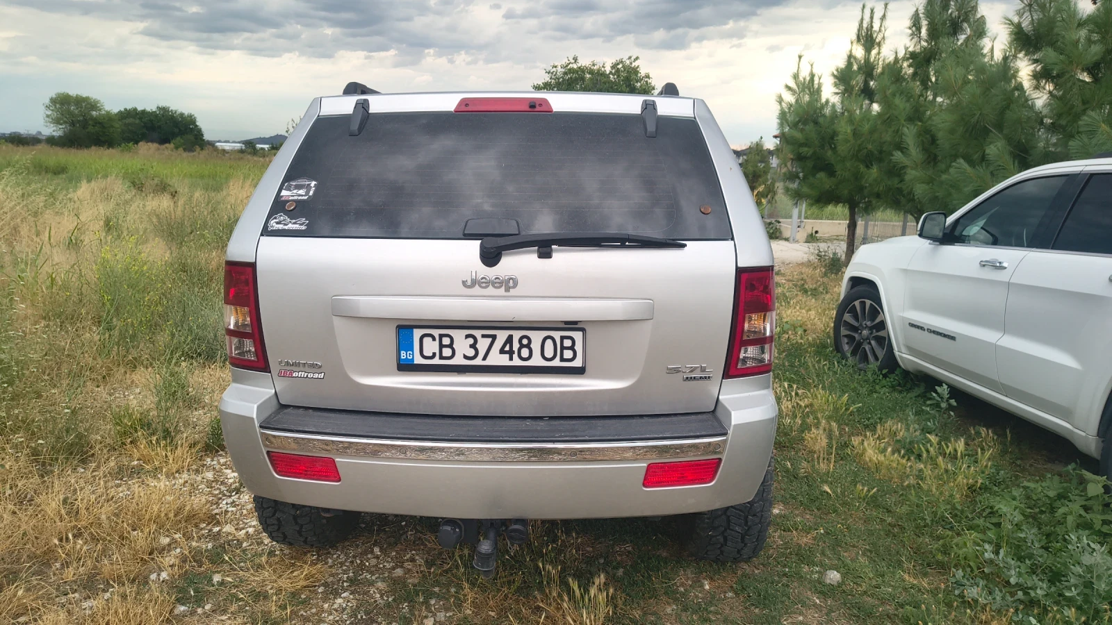 Jeep Grand cherokee 5.7 HEMI, снимка 5 - Автомобили и джипове - 55211716