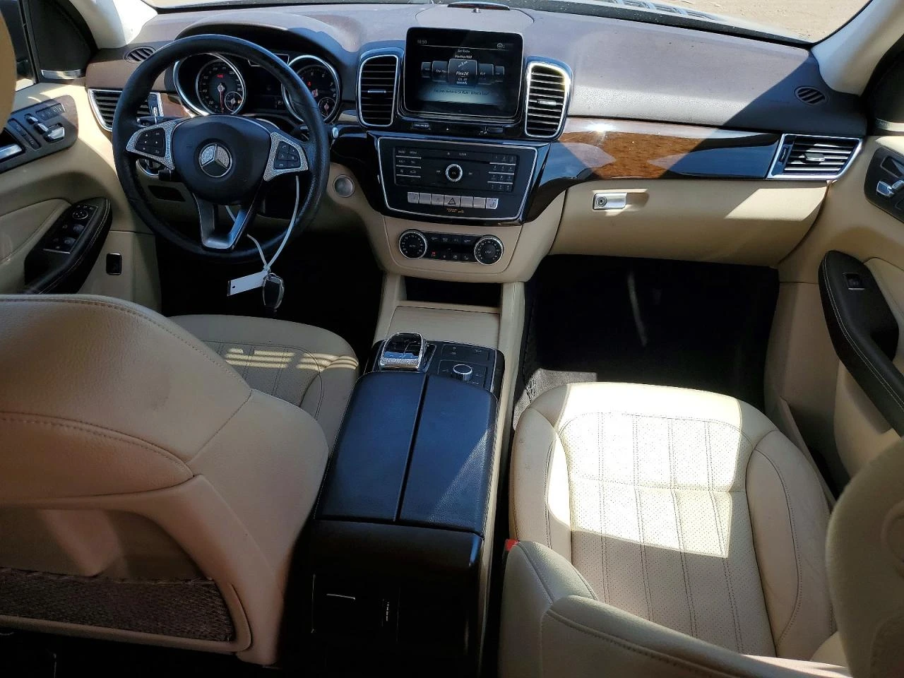 Mercedes-Benz GLE 350 * 3.0i V6 149000 km!, снимка 8 - Автомобили и джипове - 55278699