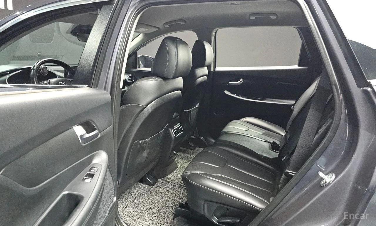 Hyundai Santa fe 2.2D Exclusive 4x4* DISTRONIC* ПОДГРЕВ* ОБДУХВАНЕ*, снимка 14 - Автомобили и джипове - 55431095