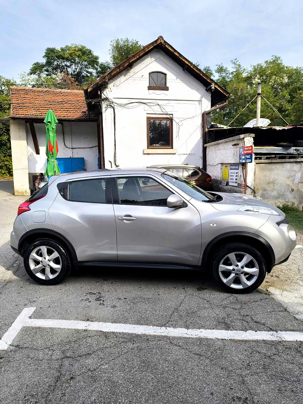Nissan Juke 1.5 dCi, снимка 4 - Автомобили и джипове - 56166679