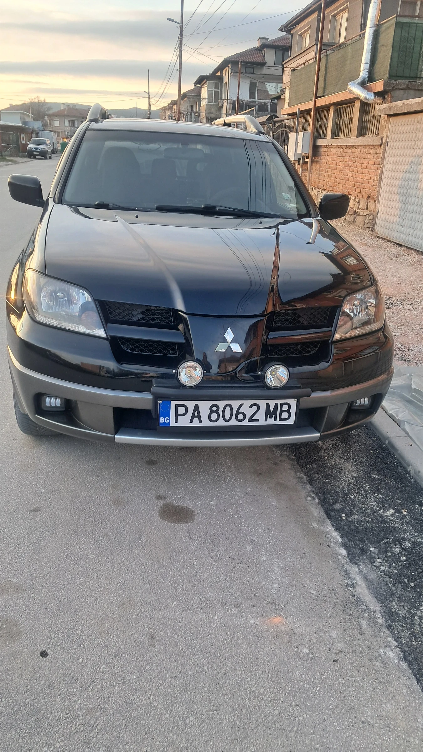 Mitsubishi Outlander, снимка 13 - Автомобили и джипове - 56335034