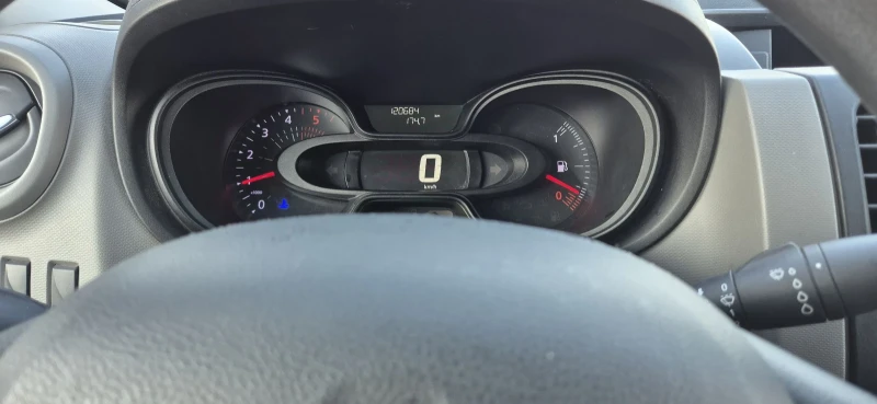 Renault Trafic 1.6, 90к.с, Холандия, снимка 9 - Бусове и автобуси - 52887496