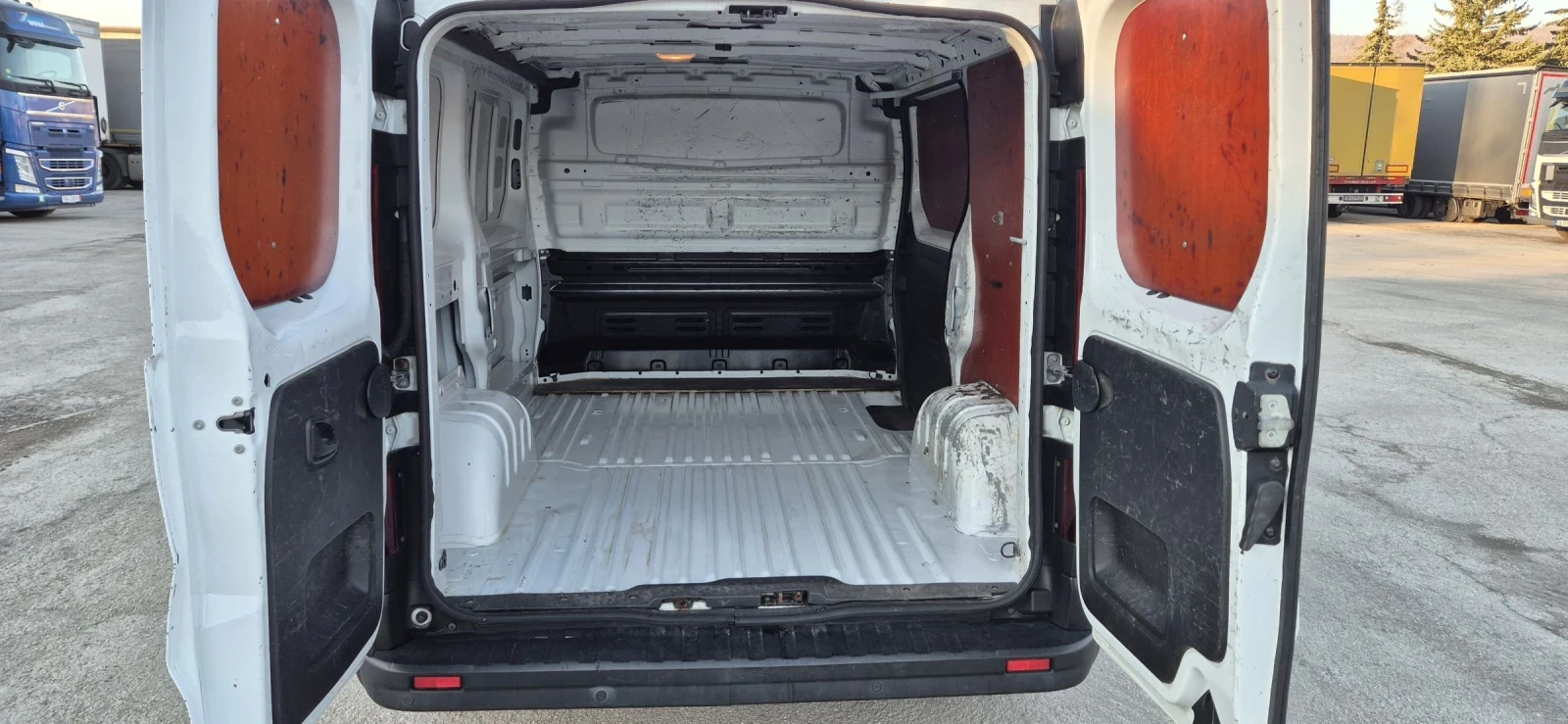 Renault Trafic 1.6, 90к.с, Холандия - изображение 5