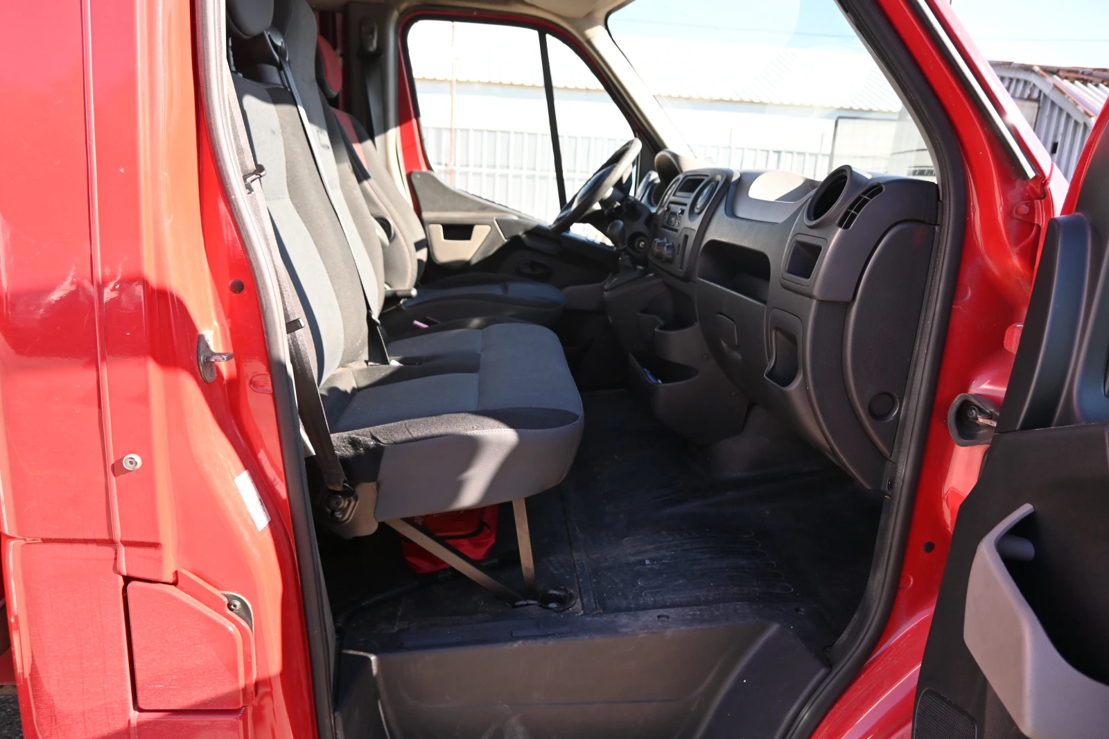 Renault Master 2.3 dCi 125 L4, снимка 12 - Бусове и автобуси - 55817538