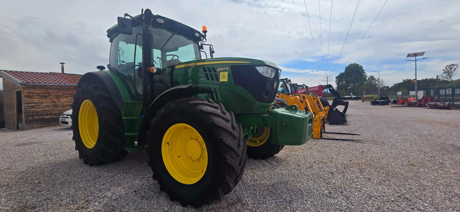 Трактор John Deere 6140 R - изображение 4