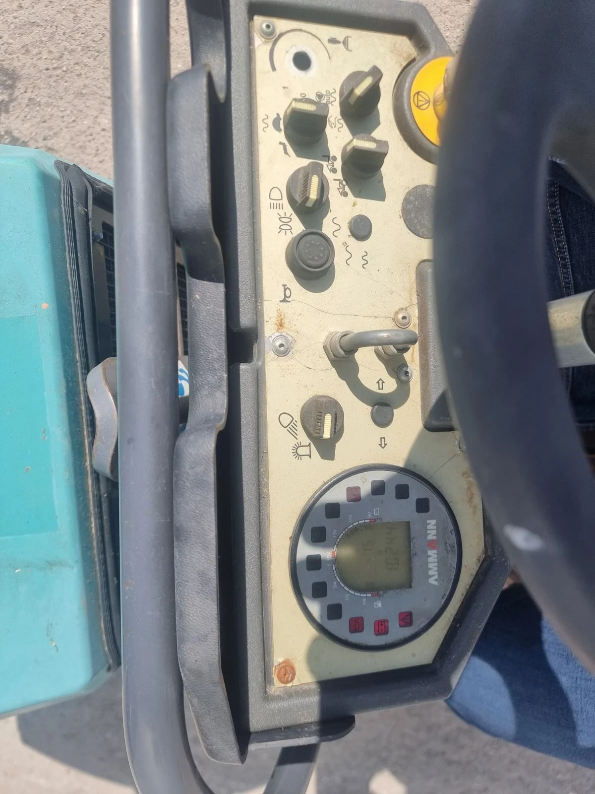 Валяк Ammann ARX20, снимка 6 - Индустриална техника - 54831658