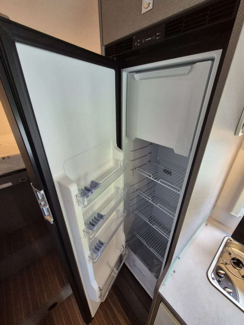 Кемпер Etrusko SB6.9 X-type, снимка 7 - Каравани и кемпери - 53222553