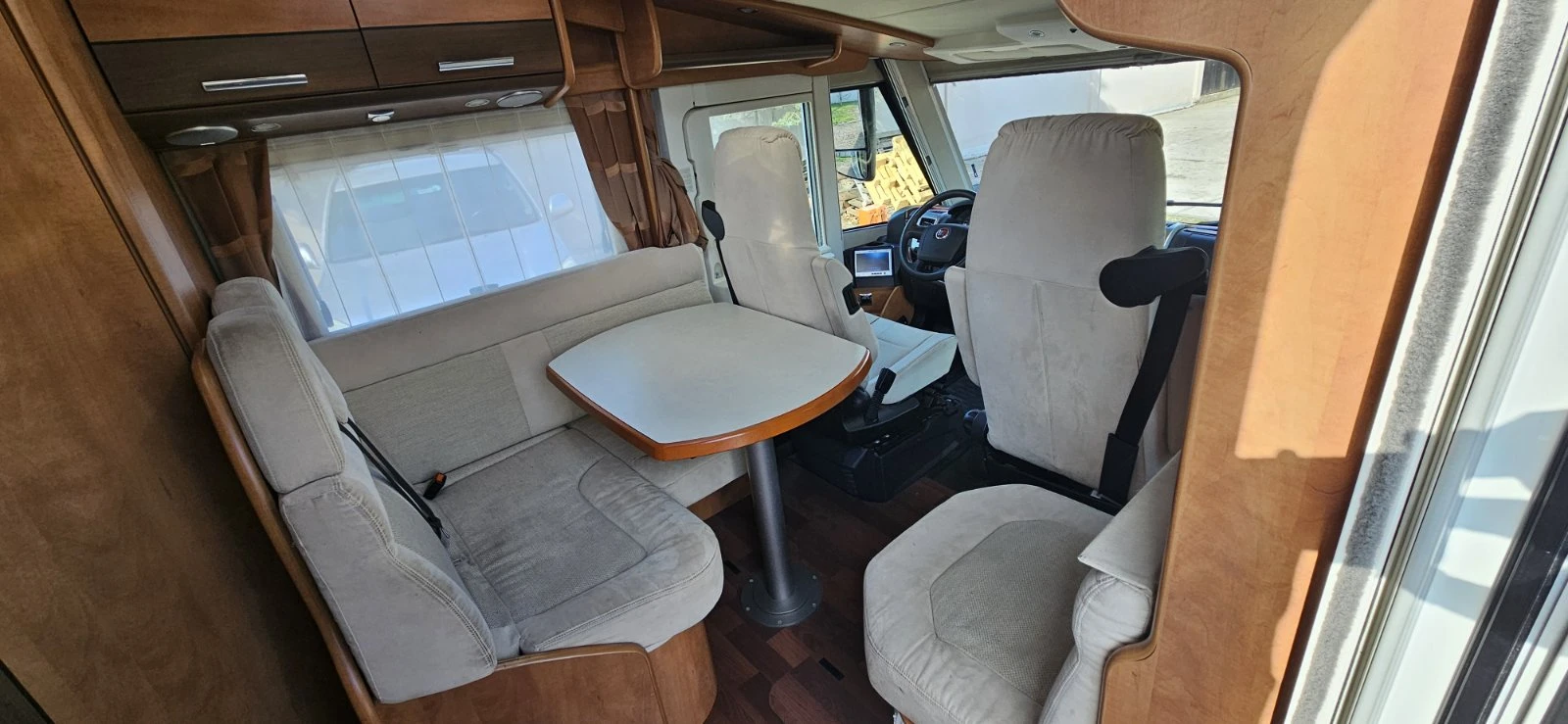 Кемпер Carthago C-tourer I 144QB - изображение 7