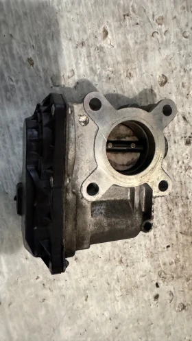 Дроселова Клапа за Renault Clio - 8200570865 /8200578645 /  14043A1432, снимка 2 - Части - 52930660