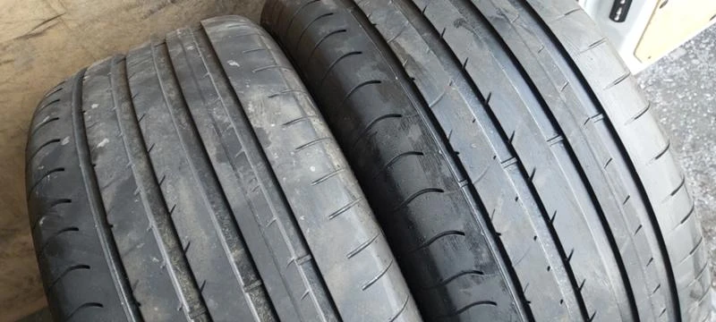 Гуми Летни 255/40R19, снимка 2 - Гуми и джанти - 31352115