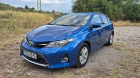 Обява за продажба на Toyota Auris 1.8 Hybrid* Перфектна* 3.4/100км* ПРОМО ~20 999 лв. - изображение 1